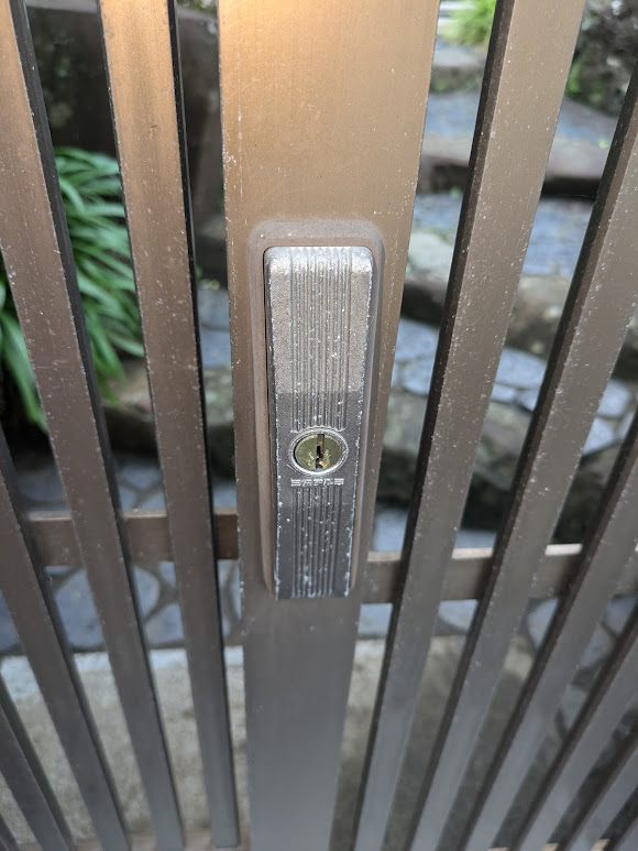 門扉　引戸　鍵紛失　交換　