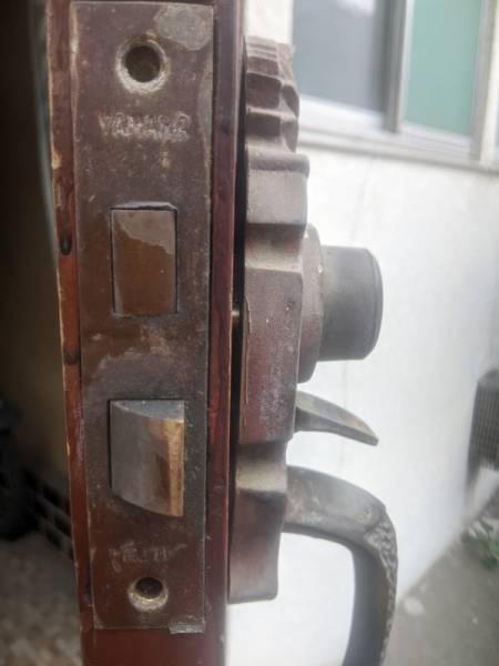 ヤマハ玄関扉　装飾錠　ALPHA　フローレンス２